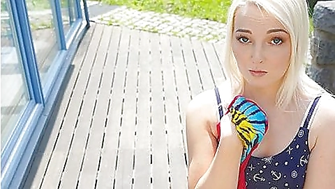 Sexy blonde 18+ with small tits loves to be fucked in vr