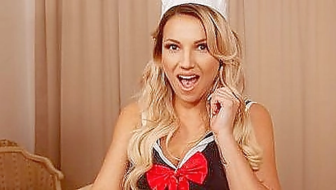 Horny blonde gets penetrated by a horny dude in a vr game