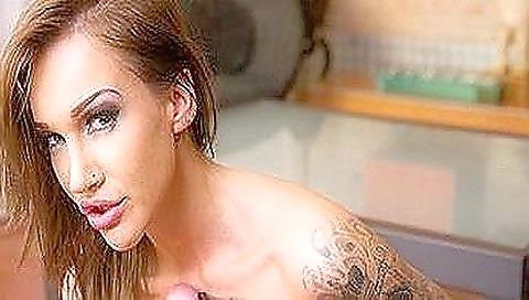 Chantelle Fox And Potro De Bilbao - The Tattoo Artist