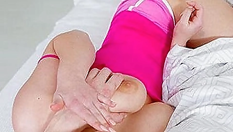 Redheaded girl gets a blow job and gets a creampie on vr