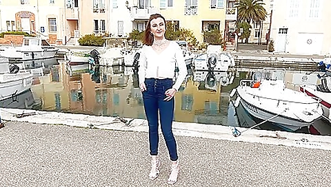 Sexy redhead sucks and gets a huge squirt from a guy