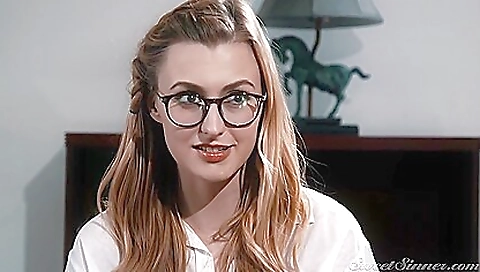 Busty blonde with a tattooed pussy is going to cum in the end