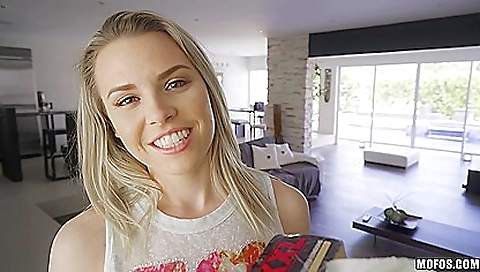 Teen stepsister and blonde girl are licking a dick