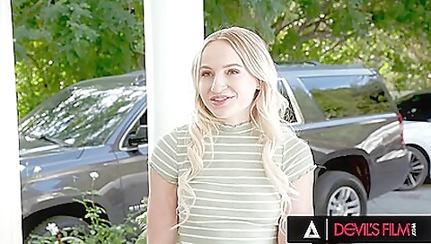 Busty babysitter gets fucked in the car by her employer